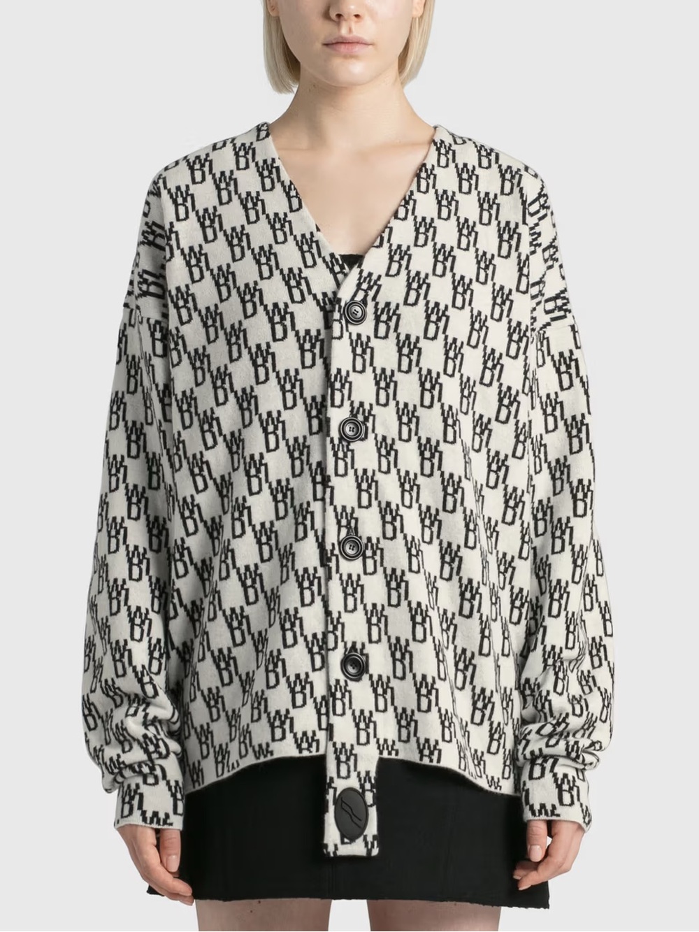 WE11DONE Logo Oversized Off-White Button Down Wool Cardigan Sweater Size Small